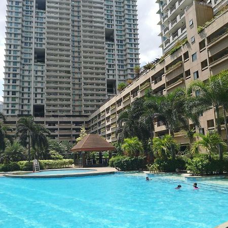 Tivoli Garden Residences Mandaluyong Esterno foto