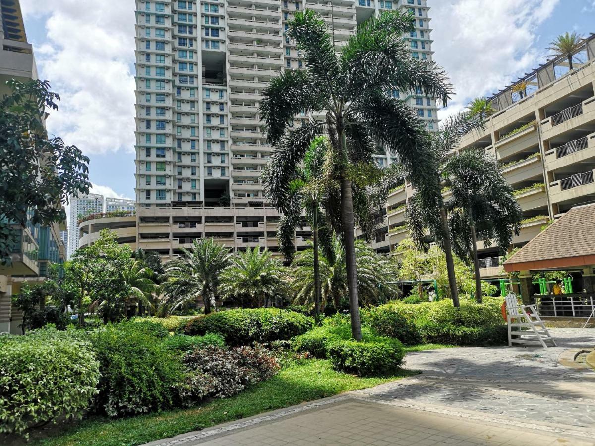 Tivoli Garden Residences Mandaluyong Esterno foto